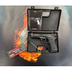Promo Bruni pistola a salve...