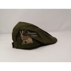 COPPOLA VERDE CON RICAMO PASSIONE LEPRE